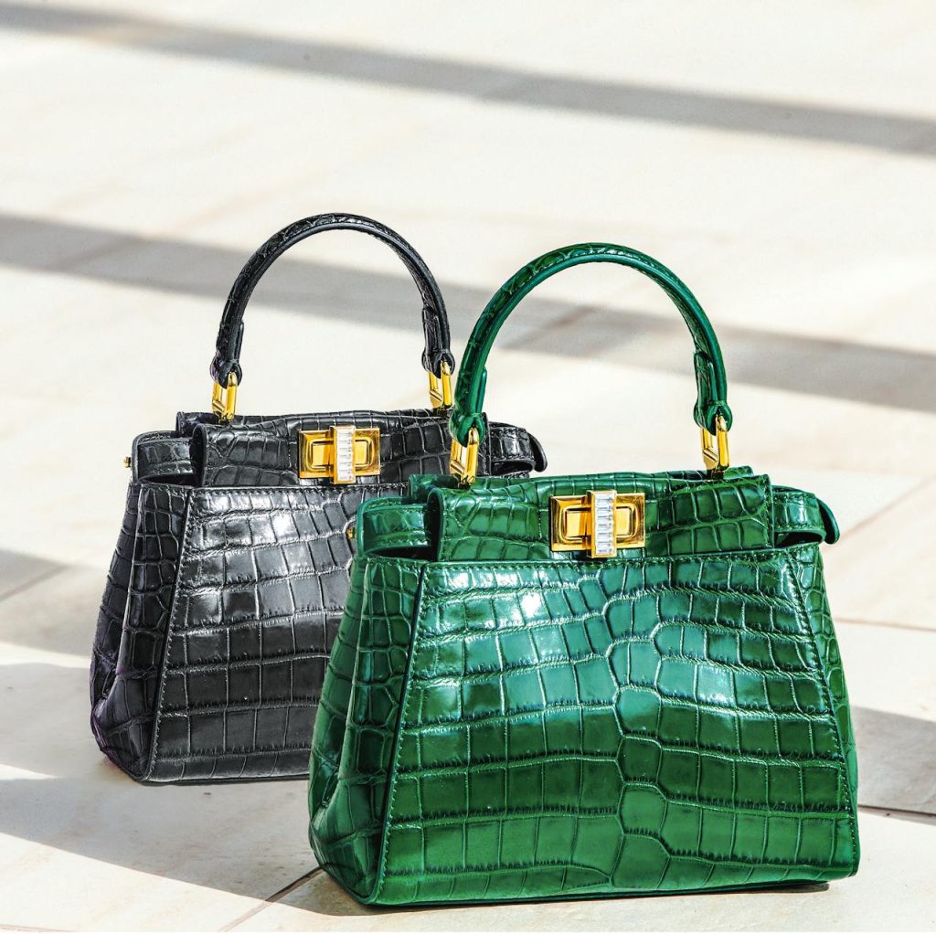 Crafting Captivating Headlines: Your awesome post title goes here Elevate your style with these exquisite green and black crocodile pattern handbags, perfect for a luxury fashion statement.